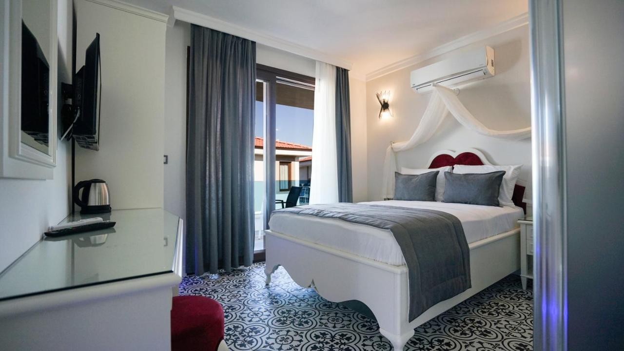 Rota Seaside Otel Cunda Eksteriør billede