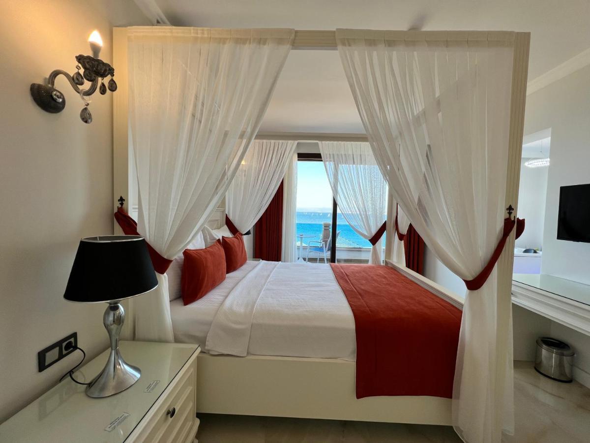 Rota Seaside Otel Cunda Eksteriør billede